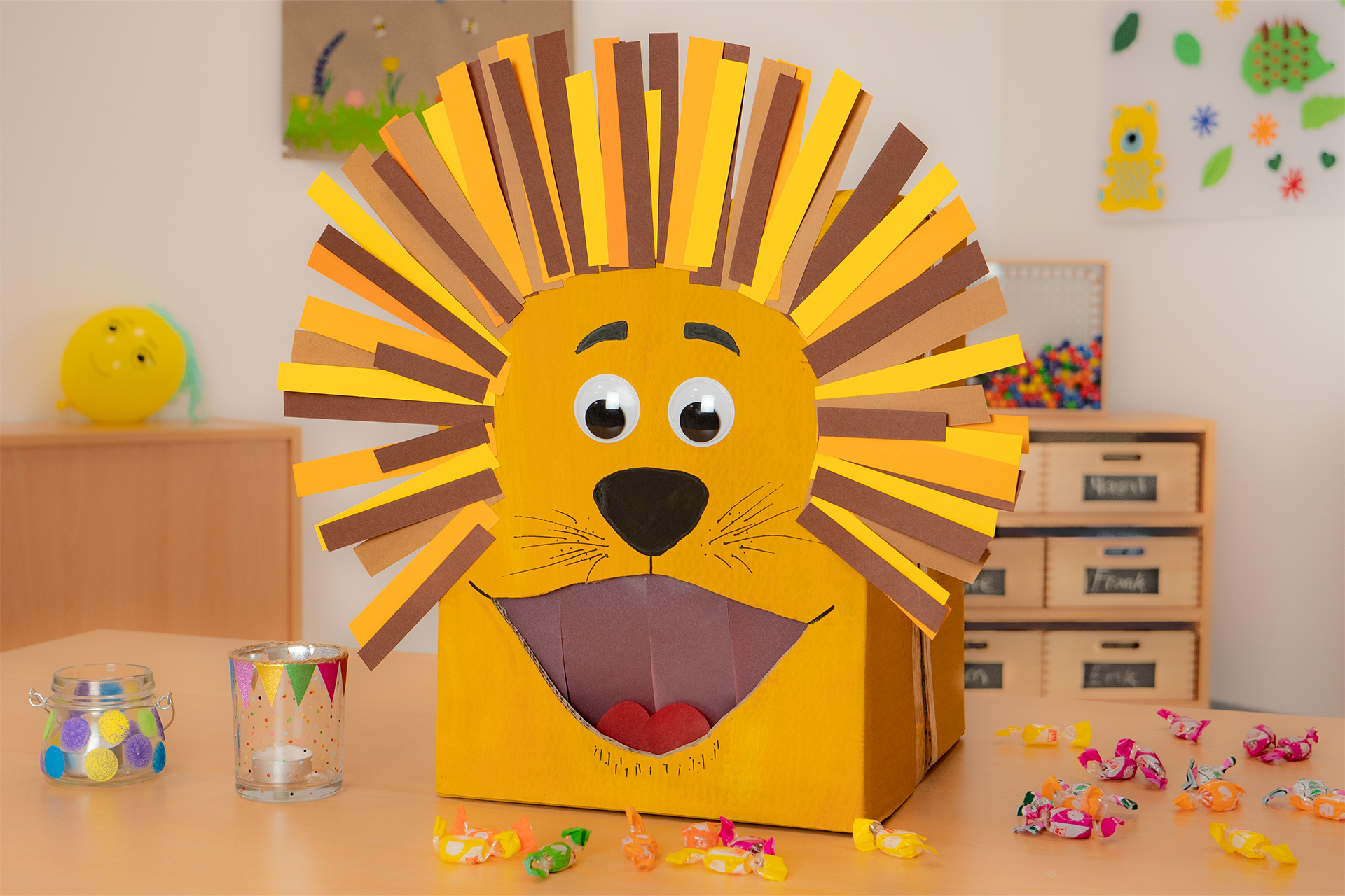 Süßigkeiten-Box 'Löwe'