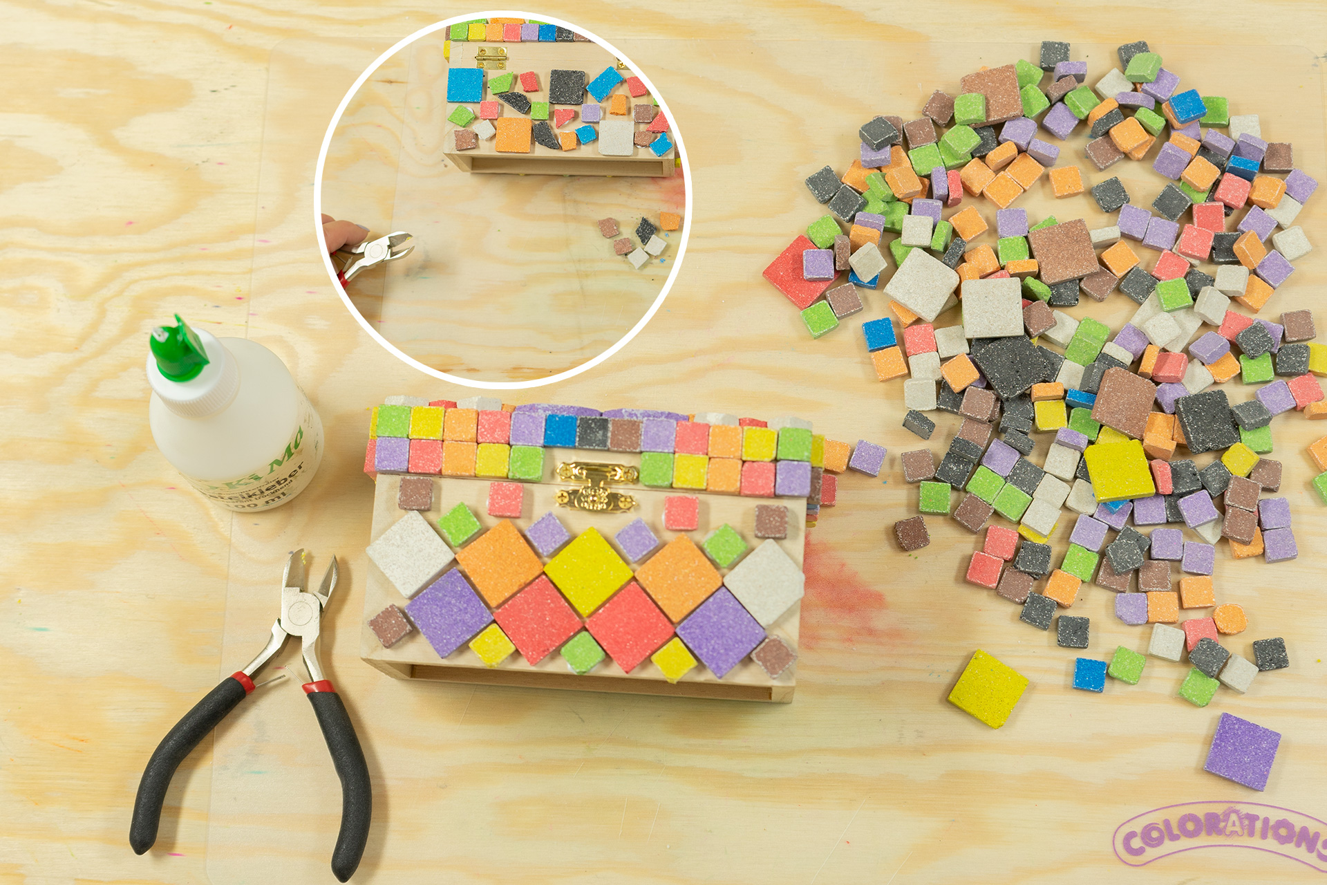 <p>Die Farben und Größen der Mosaiksteine lassen sich wunderbar zu verschiedenen Mustern kombinieren. Außerdem kann man die S