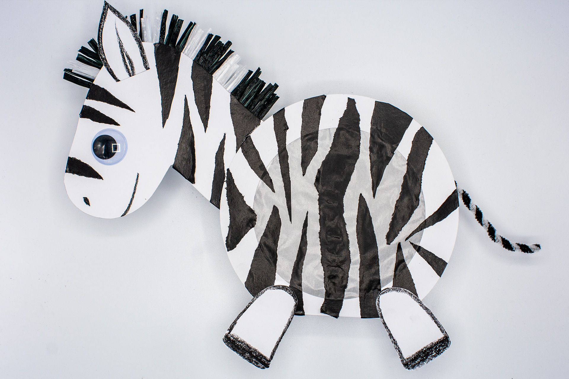 <p>Für das Zebra habe ich folgende Materialien zusätzlich verwendet:</p><br><a target="_self" href="https://jetzt-kommt-kur