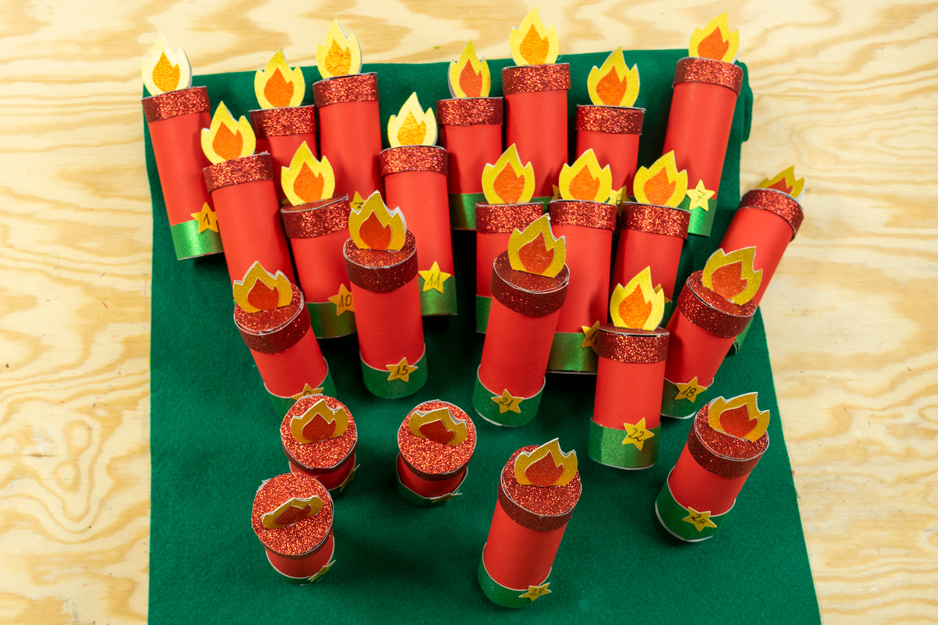 Adventskalender „24 Kerzen“ Fertig!